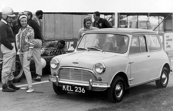 Austin Mini Cooper (1962) – der niedliche Kleinwagen wurde über die Zeit immer schneller