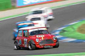 Bild Austin Mini Cooper (1969) - Kampf der Zwerge
