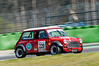 Bild: Austin Mini Cooper (1969) - Kampf der Zwerge