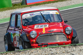 Austin Mini Cooper (1969) - Kampf der Zwerge