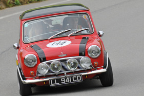 Austin Mini Cooper Mk I (1967) - am Gaisbergrennen 2012 - Tourenwagenklasse (1967)