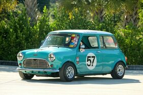 Austin Mini Cooper Mk I Race Car (1966) - als Lot 1045 angeboten an der Broad Arrow West Palm Beach Versteigerung 2022