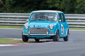 Austin Mini Cooper S (1961) - Pre66 Minis - Brands Hatch Masters Historic Festival 2020