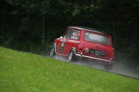 Austin Mini Cooper S (1967) - beim Orange-Marathon der Ennstal-Classic 2012