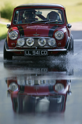 Austin Mini Cooper S (1967) - beim Orange-Marathon der Ennstal-Classic 2012