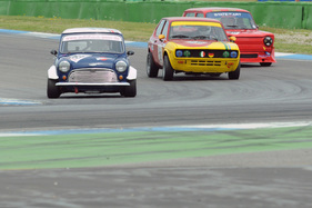 Austin Mini Cooper S MK1 (1968) am Preis der Stadt Stuttgart 2018 - Kampf der Zwerge