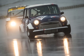 Austin Mini Cooper S MKl (1968) - Kampf der Zwerge am RGB Saisonfinale auf dem Nürburgring 2017