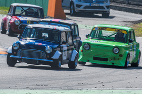 Austin Mini Cooper S Mk1 (1968) - Kampf der Zwerge