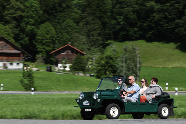 Austin Mini Moke (1967) - auf der Rundfahrt - Oldtimer in Obwalden (O-iO) 2019