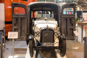 Austin Seven Ulster (1934) – Techno Classica 2024