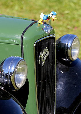 Austin Seven am British Car Meeting 2011 in Mollis - nicht ganz originale Kühlerfigur auf diesem Austin Seven