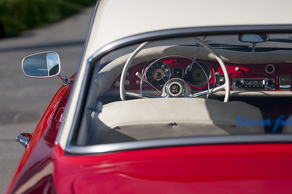 Auto Union 1000 SP (1962) - attraktive Zweifarbenlackierung