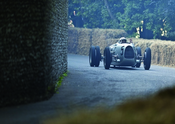 Image: Auto Union Type C (1936) - At the Goodwood Festival of Speed