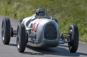 Auto Union Typ C (1936) in der Gruppe der Vorkriegsrennwagen bis 1945 am Grand Prix Suisse Berne Memorial 2018