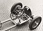 Auto Union Typ C (1936) - klassische Porsche-Kurbellenkerachse, wie sie von 1934 bis 1939 an allen AU GP-Wagen und beim Käfer:Porsche 356 eingesetzt wurde (© Deutsches Museum, 1936) Auto Union Typ C (1936) - klassische Porsche-Kurbellenkerachse, wie sie von 1934 bis 1939 an allen AU GP-Wagen und beim Käfer:Porsche 356 eingesetzt wurde (© Deutsches Museum, 1936)