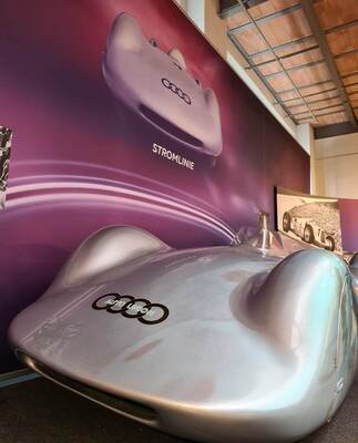 Bild: Auto Union Typ C, Stromlinie, 1937 (1999) - Sonderausstellung "Windschnittig" im August Horch Museum 2023