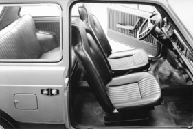 Autobianchi A 112 Abarth (1973) - knapp geschnittene Sessel