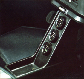 Autobianchi A 112 Abarth (1974) - Zusatzinstrumente in der Mittelkonsole