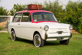 Autobianchi Bianchina Panoramica (1966) - als Lot 214 angeboten an der RM/Sotheby's "Driving into Summer" 2020 Versteigerung