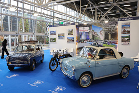 Autobianchi Bianchina im Duett auf dem Clubstand im ASI Village - 42. Auto e Moto d'Epoca 2025