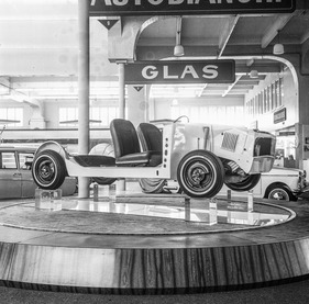 Autobianchi Primula (1965) - das Fahrgestell des Frontantrieb-Kompaktwagens - Genfer Automobilsalon 1965