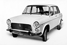 Autobianchi Primula 65 C (1970) - bei der viertürigen Variante sind die optischen Veränderungen von schräg vorne geringfügig