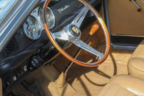 Autobianchi Primula Coupé (1966) - der überlange Schalthebel für kurze Wege vom Lenkrad