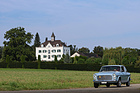 Autobianchi Primula Coupé (1966) - italienischer Wagen vor Schweizer Schloss