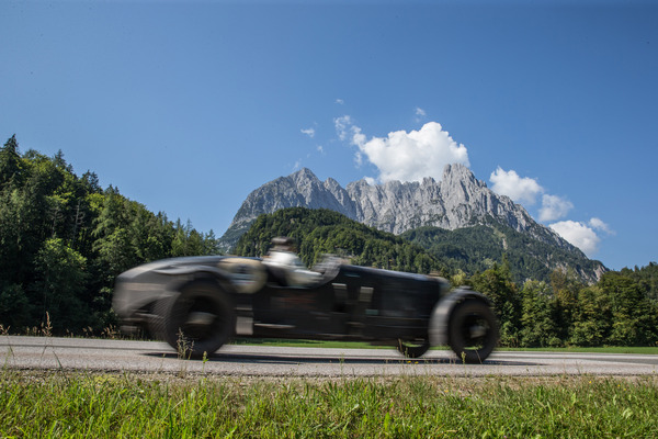 Autogeschichte trifft auf Erdgeschichte - Saalbach Classic 2015