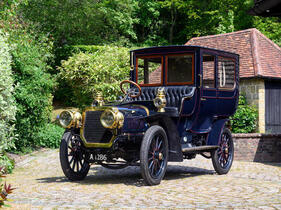 Automobiles Eugène Brillié 20:24 HP Coupé Chauffeur (1905) - Lot 166 an der Bonhams Versteigerung "Les Grandes Marques du Monde à Paris" am 1. Februar 2024