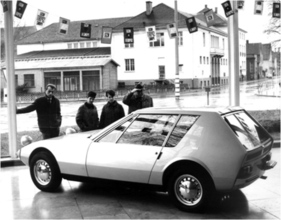 Autonova GT (1965) – ausgestellt in einem Autohaus