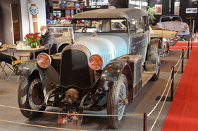 Avions Voisin C7 Chasserons (1927) - dieser Wagen gehörte einst "Le Corbusier" - Rétromobile 2015