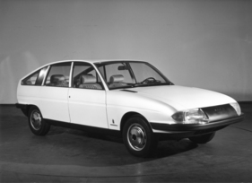 BMC 1100 Berlina Aerodinamica Pininfarina (1967) - die Silhouette konnte man später in ähnlicher Weise bei den Citroën GS und CX wiederfinden