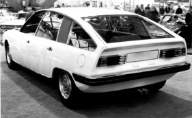 BMC 1800 Berlina Aerodinamica Pininfarina (1967) - elegante Schräghecklimousine am Turiner Autosalon