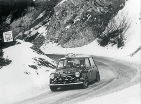 BMC Mini Cooper S (1967) - Aaltonen und Liddon siegen bei der Rallye Monte Carlo 1967