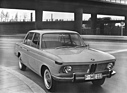 BMW 1500 (1962) - an einer Kreuzung