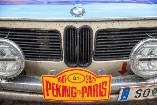 BMW 1600-2 (1970) - Feier in Sarnen - Rallye Peking-Paris 2024