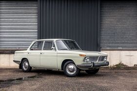 BMW 1600 Berline (1965) - Lot 067 an der Artcurial Musée Automobile du Château de Vernon Versteigerung 2025