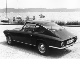 BMW 1600 GT (1968) - von schräg hinten kaum ein Unterschied zu den früheren Glas-Modellen zu erkennen