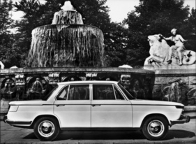 BMW 1800 (1963) - klassische Dreivolumen-Limousine