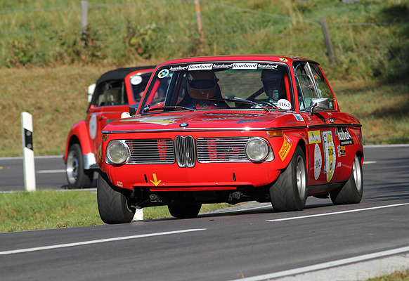 BMW 1800 (1965) am Jochpass Memorial 2011 (Start-Nr. H62)