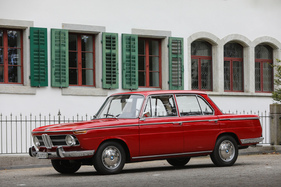 BMW 1800 (1969) – Nicht nur im Charakter italienisch: "Granadarot" war eine der kräftigeren Farben in der BMW-Palette 1969 (1969)