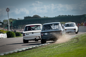BMW 1800 TI/SA (1965) – "St Mary's Trophy" beim Goodwood Revival 2022 (1965)
