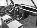 BMW 1802 (1972) - Interieur mit vielen Sicherheitsattributen wie blendfreien Instrumenten, Prallplatte im Lenkrad, versenkt angeordnetes Zündschluss, usw.