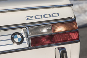BMW 2000 (1971) - Typenbezeichnung gibt über den Hubraum Aufschluss