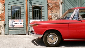 BMW 2000 (1971) - Wenn man will, kann die Front mit dem Kopf eines Hais (nicht zwingendes des Monteverdis) verglichen werden