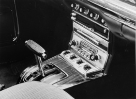 BMW 2000 CA (1967) - Automatik-Wahlhebel auf dem Kardantunnel
