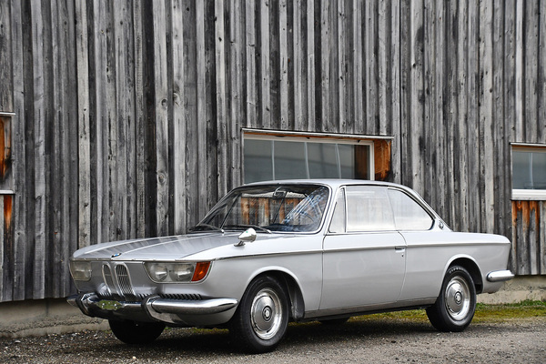 Bild: BMW 2000 CA (1968) - als Lot 57 an der Versteigerung der Oldtimer Galerie in Toffen am 28. März 2020