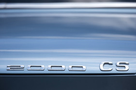 BMW 2000 CS (1967) - Schriftzug am Heck