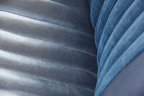 BMW 2000 CS (1967) - Sitzbezüge aus Vinyl und Stoff